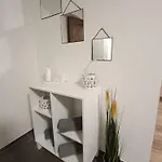 Lejlighed Apahouse