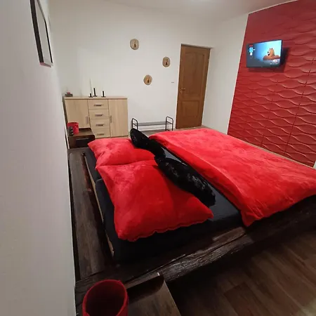 Apahouse Apartamento Podivin